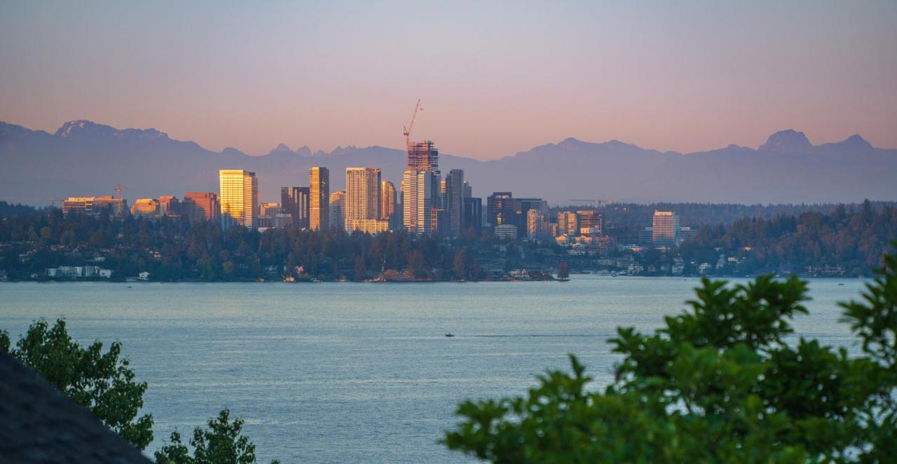 فيلا Sunrise On Lake Washington سياتل المظهر الخارجي الصورة
